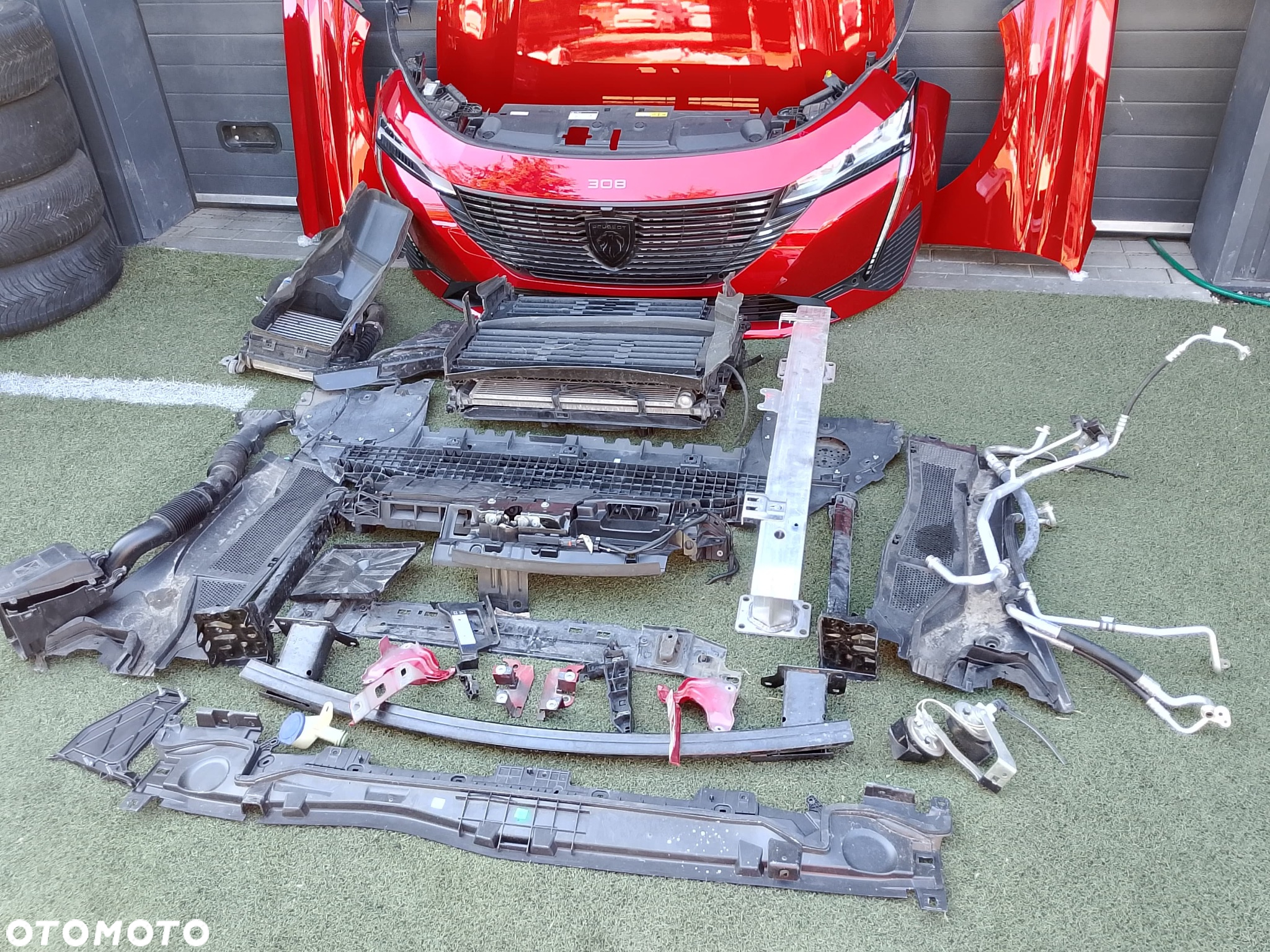 Maska zderzak przód kompletny Peugeot 308 III T10 Lakier EVH - 3