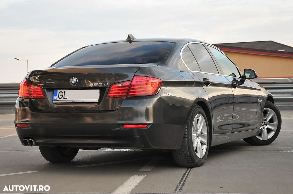 BMW Seria 5 520d - 17