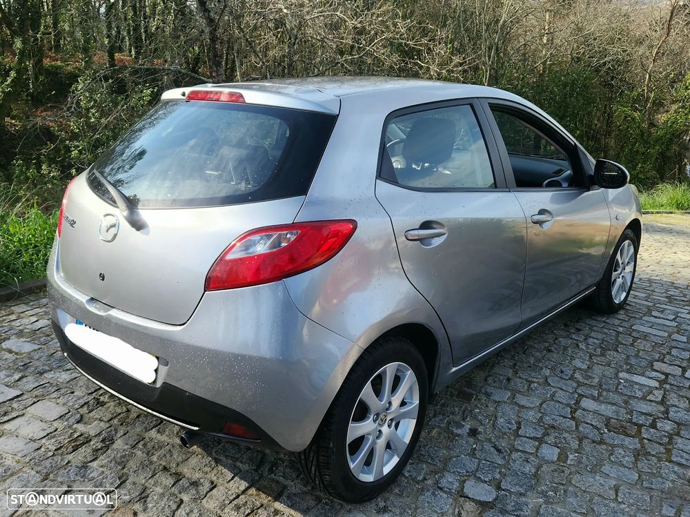Mazda 2 1.3 MZR Exclusive - 4
