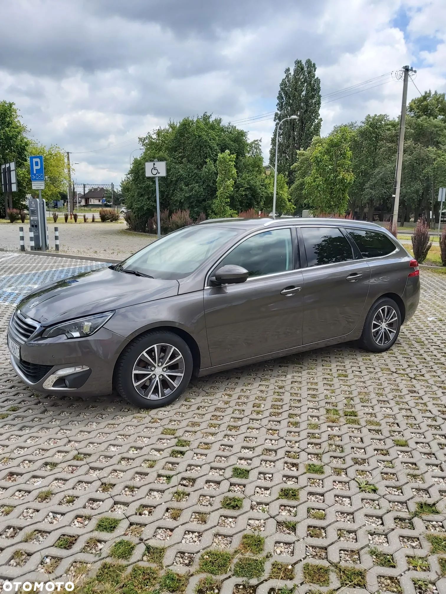 Peugeot 308 e-HDi FAP 115 Stop&Start Style - 1