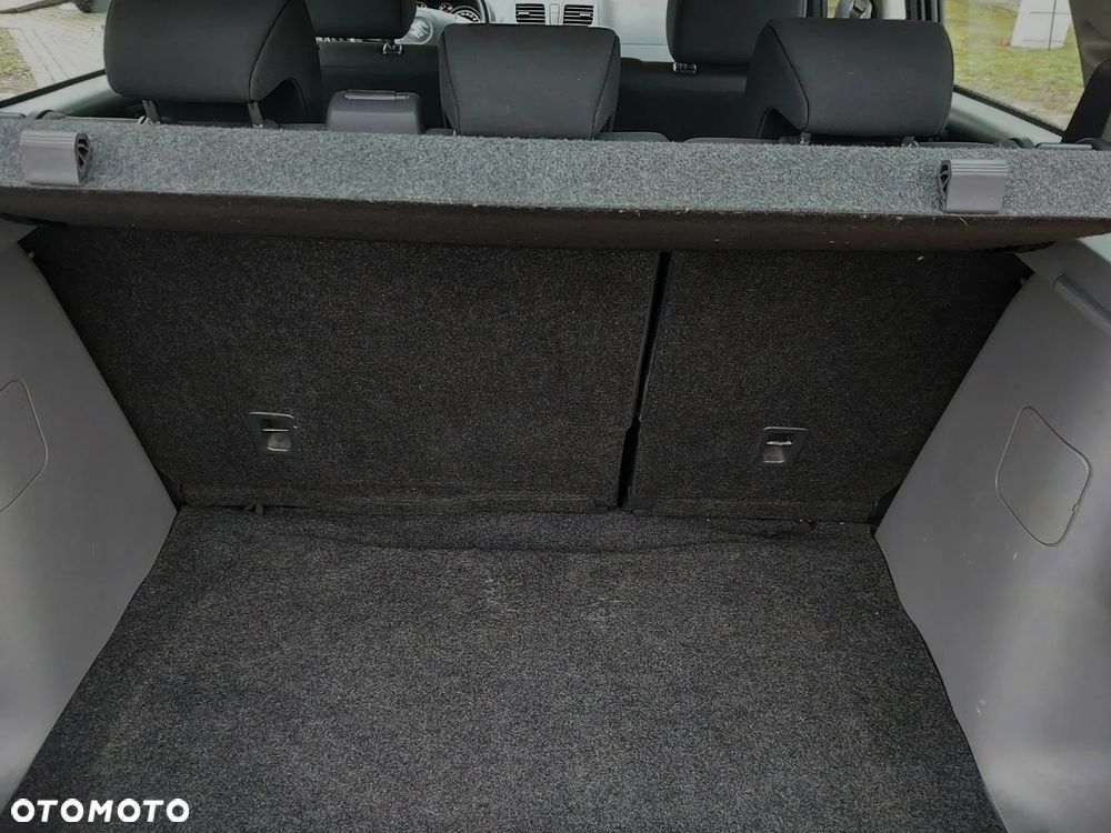 Suzuki SX4 1.6 Comfort - 32