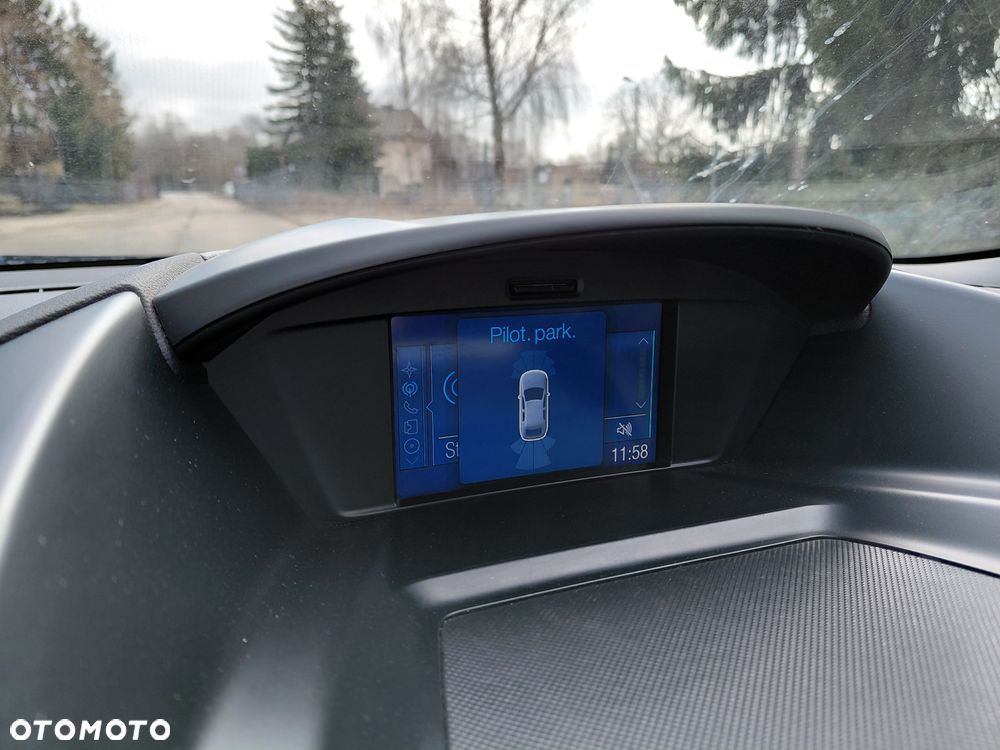 Ford Kuga 1.6 EcoBoost 2x4 Titanium - 15
