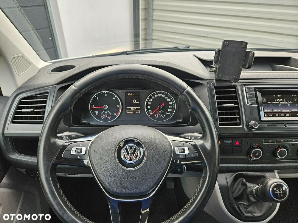 Volkswagen Transporter - 33