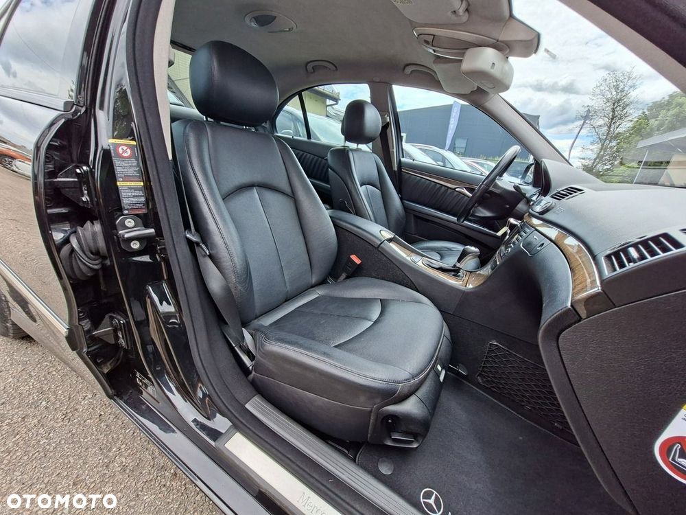 Mercedes-Benz Klasa E 220 CDI Automatik Avantgarde - 24