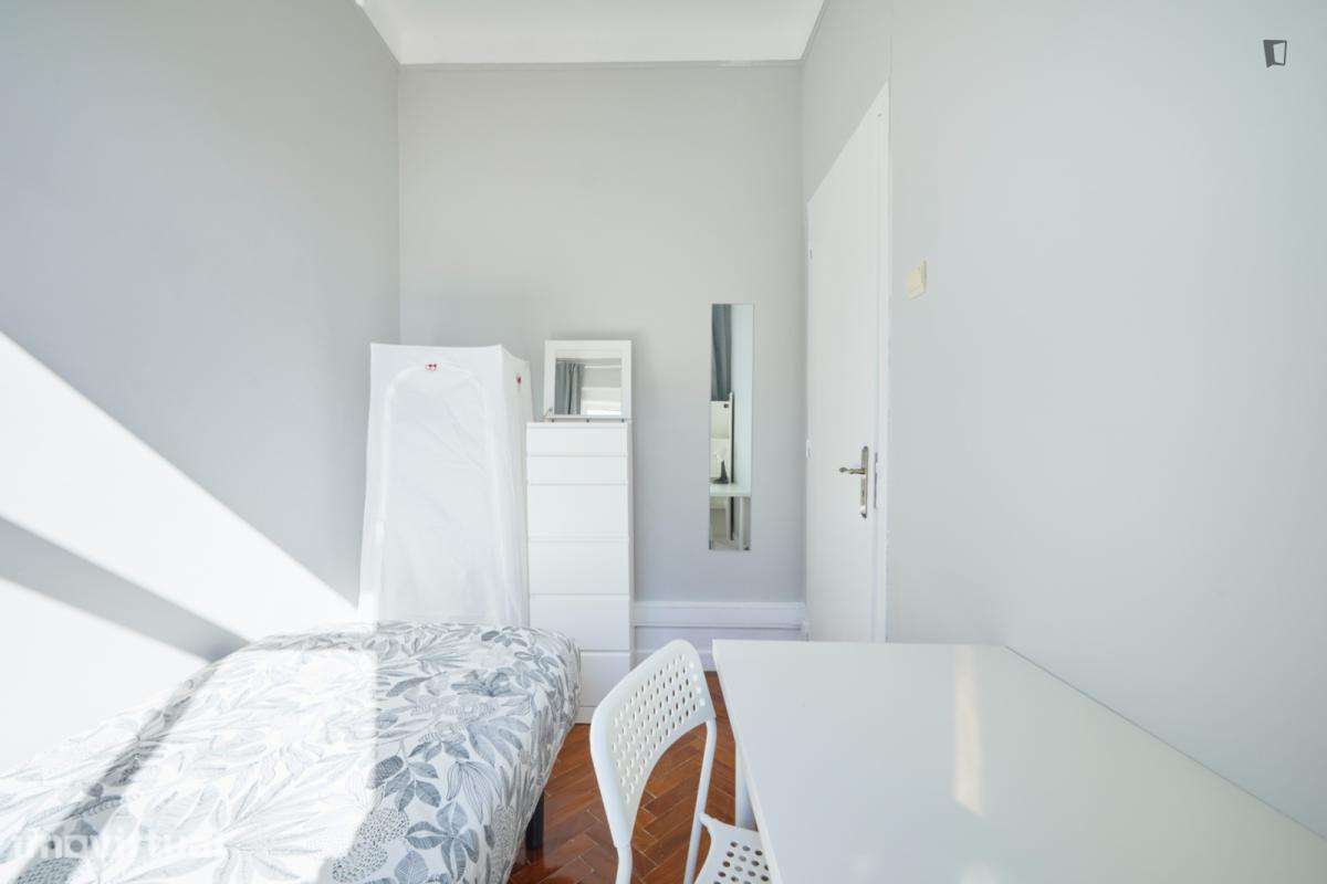 Quarto - localizado em Saldanha Lisbon - Grande imagem: 3/44
