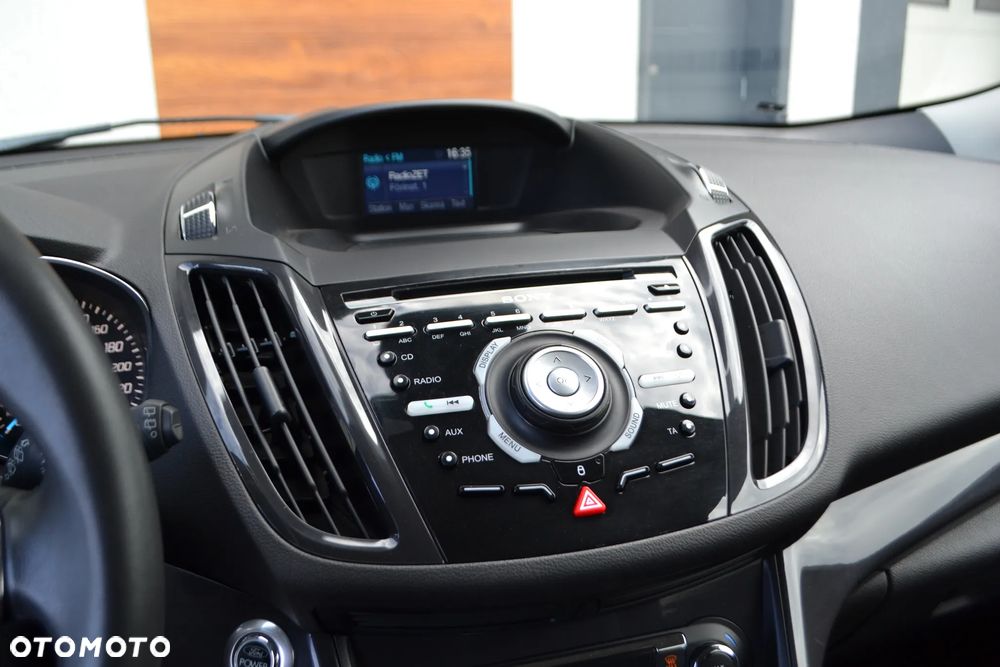 Ford Kuga - 28