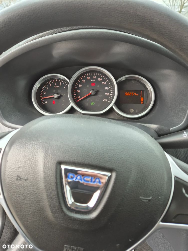 Dacia Sandero SCe 75 Laureate - 14