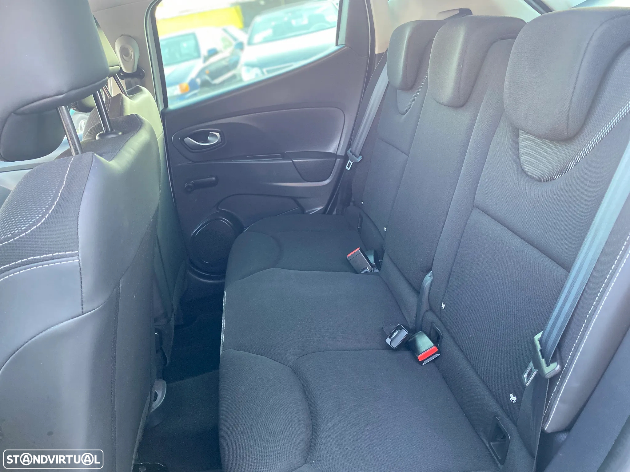 Renault Clio 1.5 dCi Limited - 25