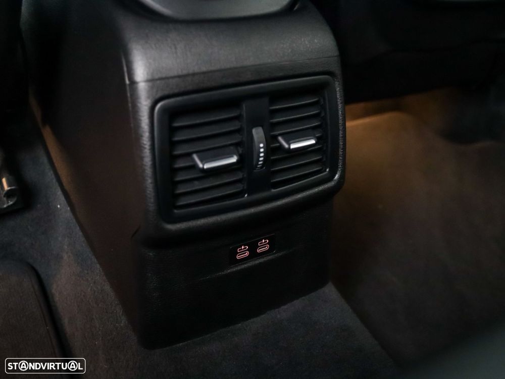 BMW X1 25 e xDrive Pack M - 48