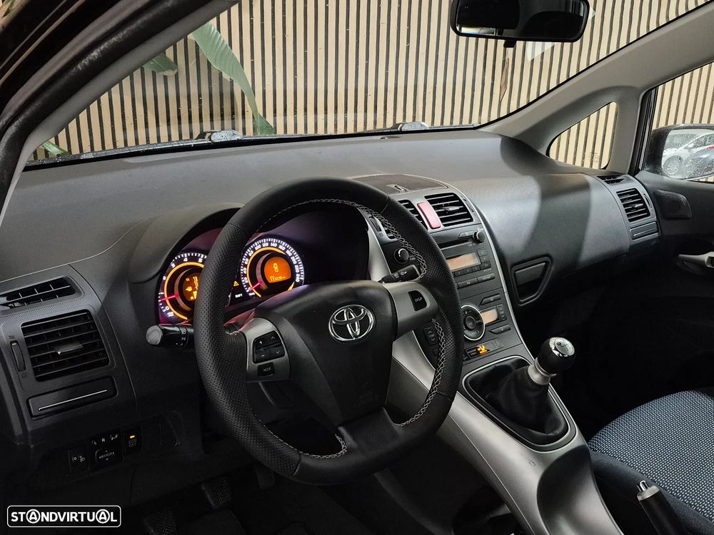 Toyota Auris 1.33 VVT-i Sol - 9