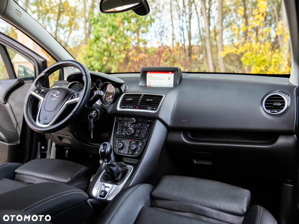 Opel Meriva 1.4 T Cosmo - 32