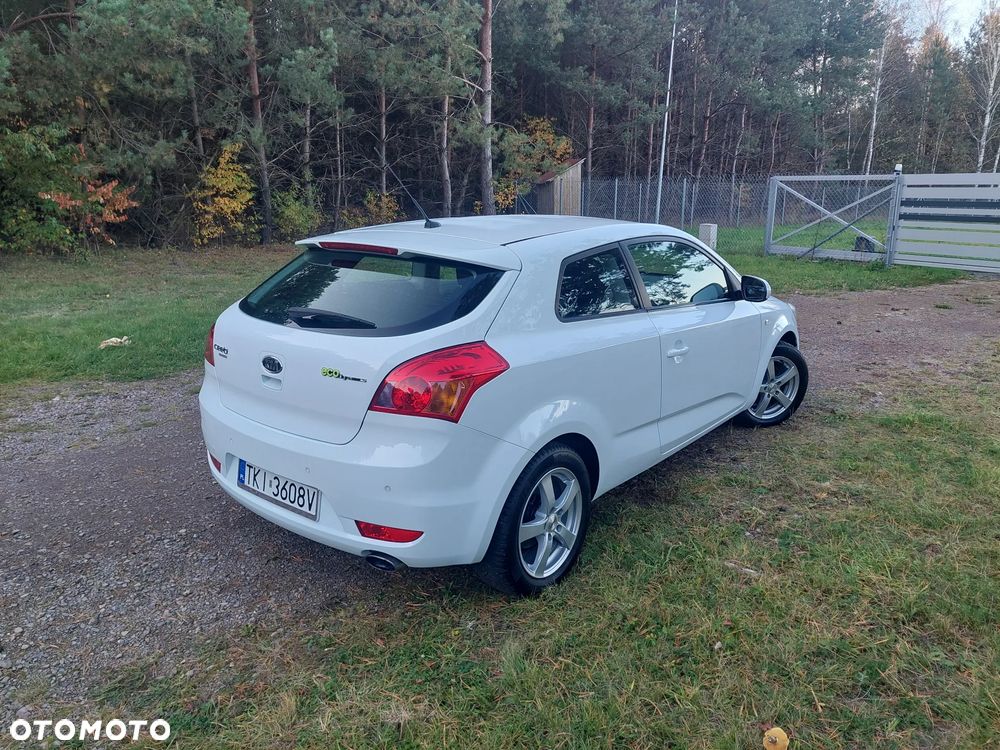 Kia ProCeed 1.4 CVVT Edition 7 - 17