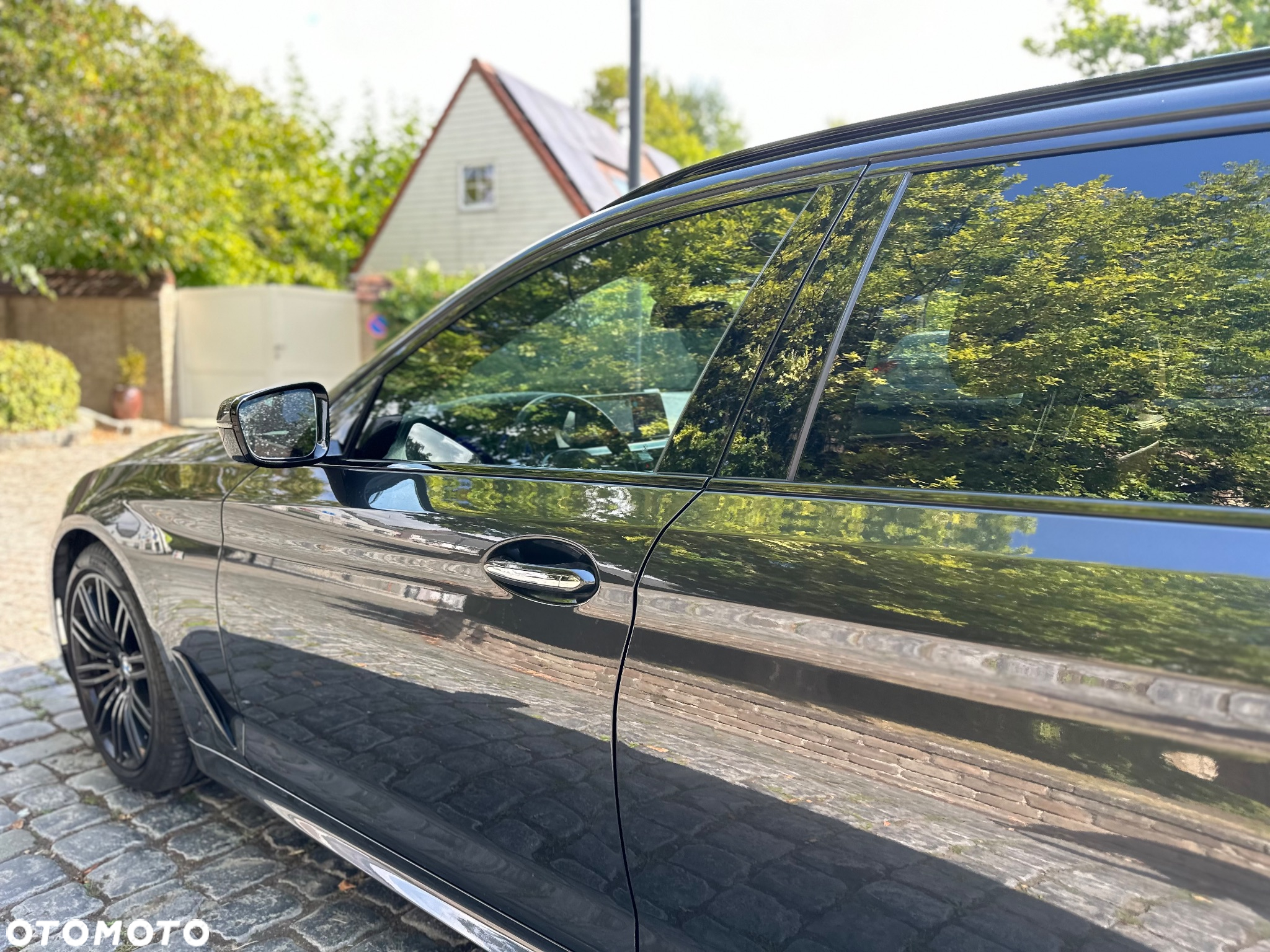 BMW Seria 5 520d xDrive M Sport sport - 9