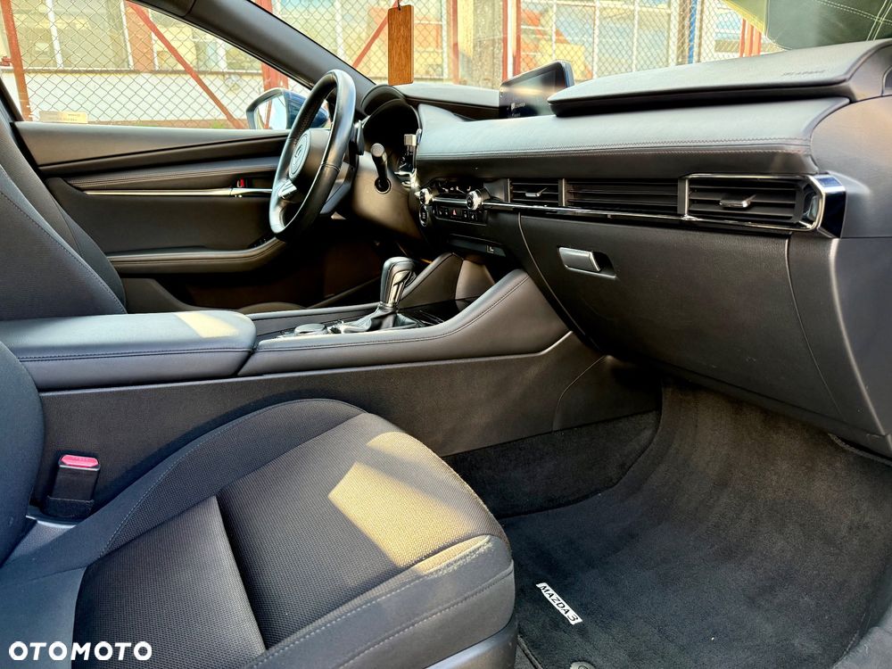 Mazda 3 - 7