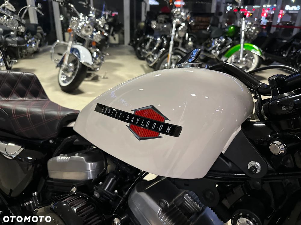 Harley-Davidson Sportster Forty-Eight - 14