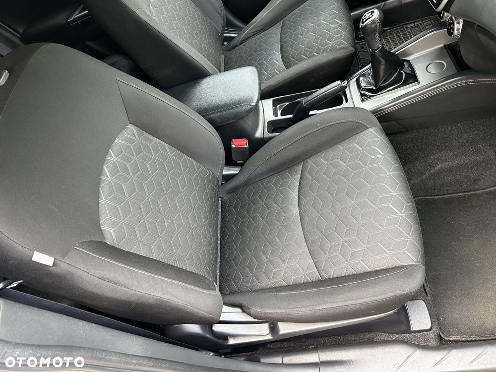 Mitsubishi ASX 2.0 Intense - 15