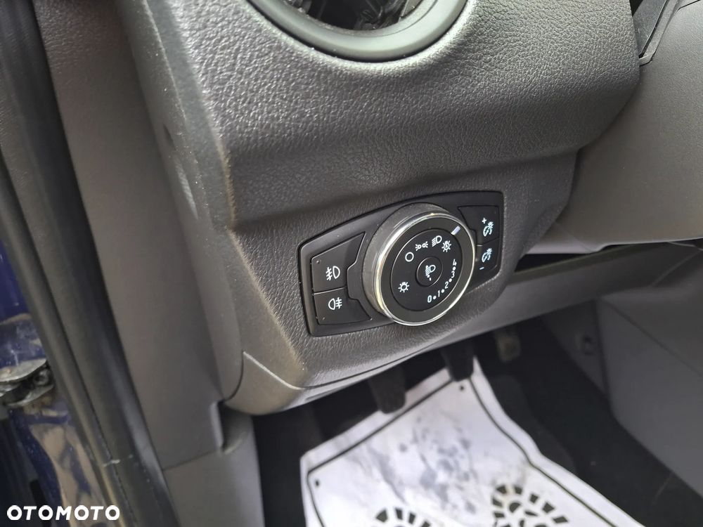Ford Tourneo Courier 1.0 EcoBoost Ambiente - 20