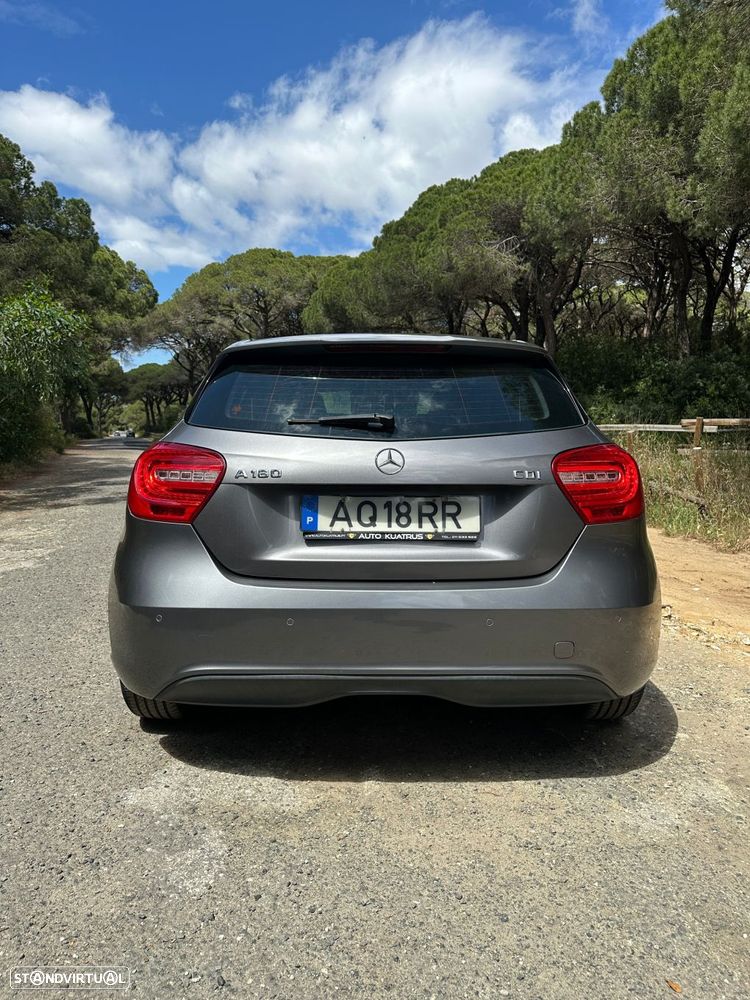 Mercedes-Benz A 180 d AMG Line - 5
