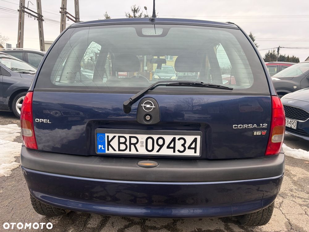 Opel Corsa 1.2 City 16v - 4