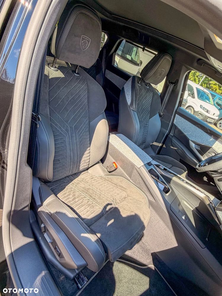 Peugeot 5008 1.2 PureTech mHEV GT S&S e-DCS6 - 27