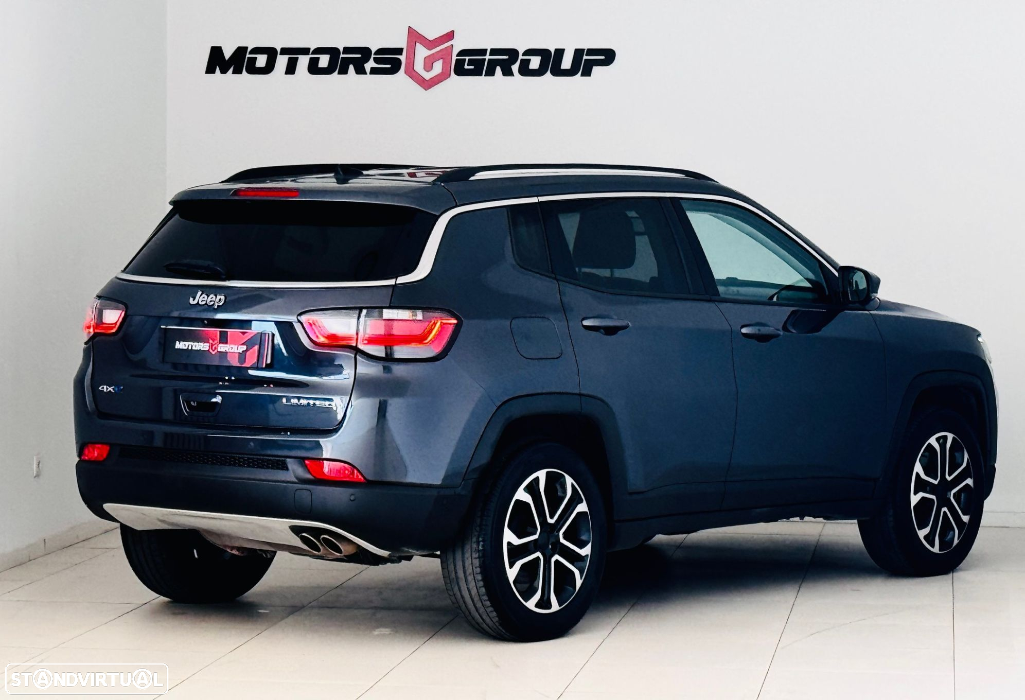 Jeep Compass - 37