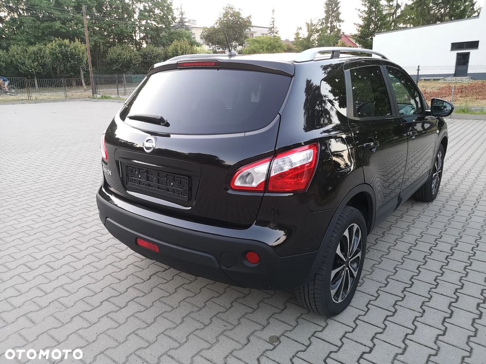 Nissan Qashqai - 10