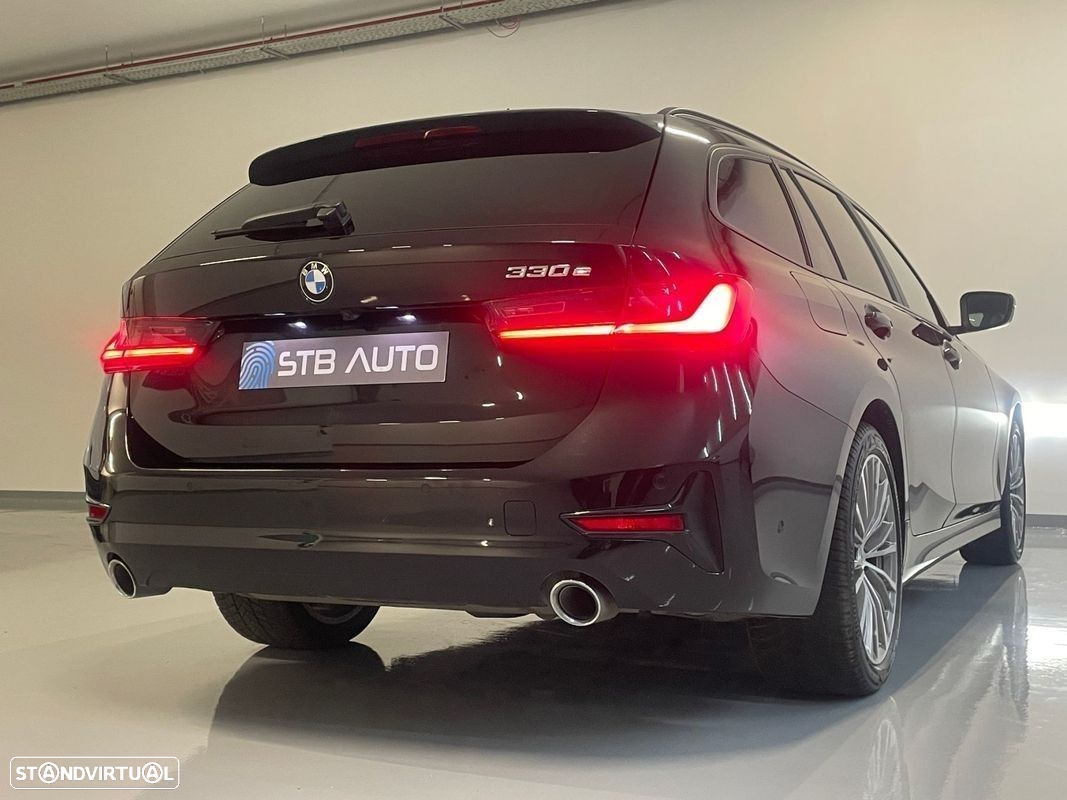 BMW 330 e Touring Pack M Auto - 10