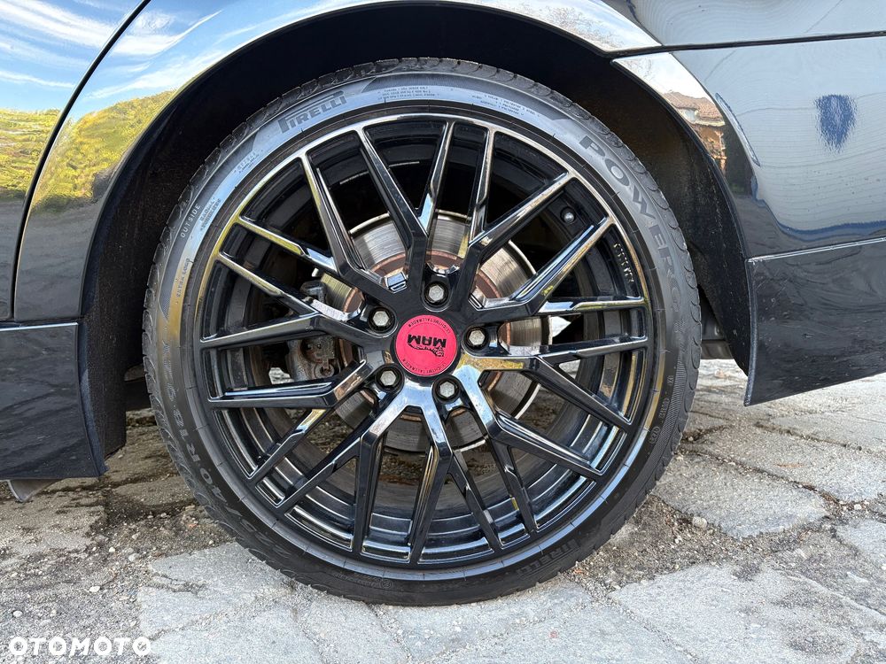 BMW Seria 3 318d - 20