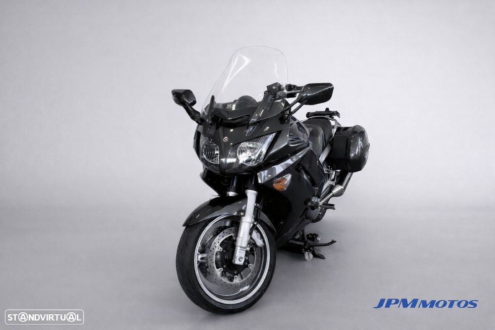 Yamaha FJR 1300 - 1
