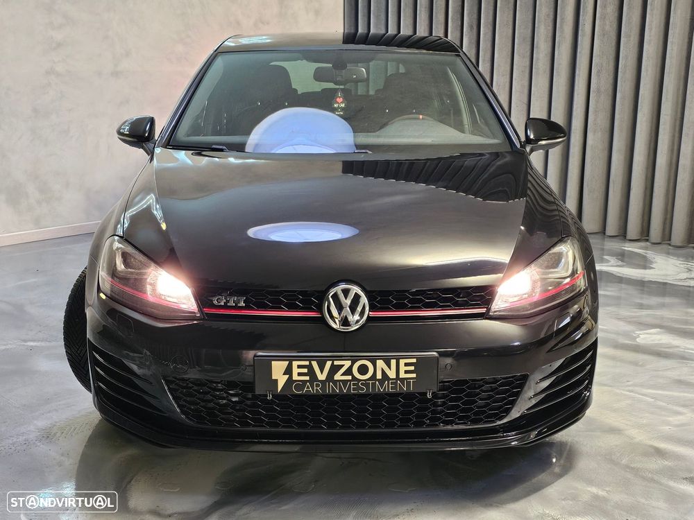 VW Golf 2.0 TSi GTi - 2