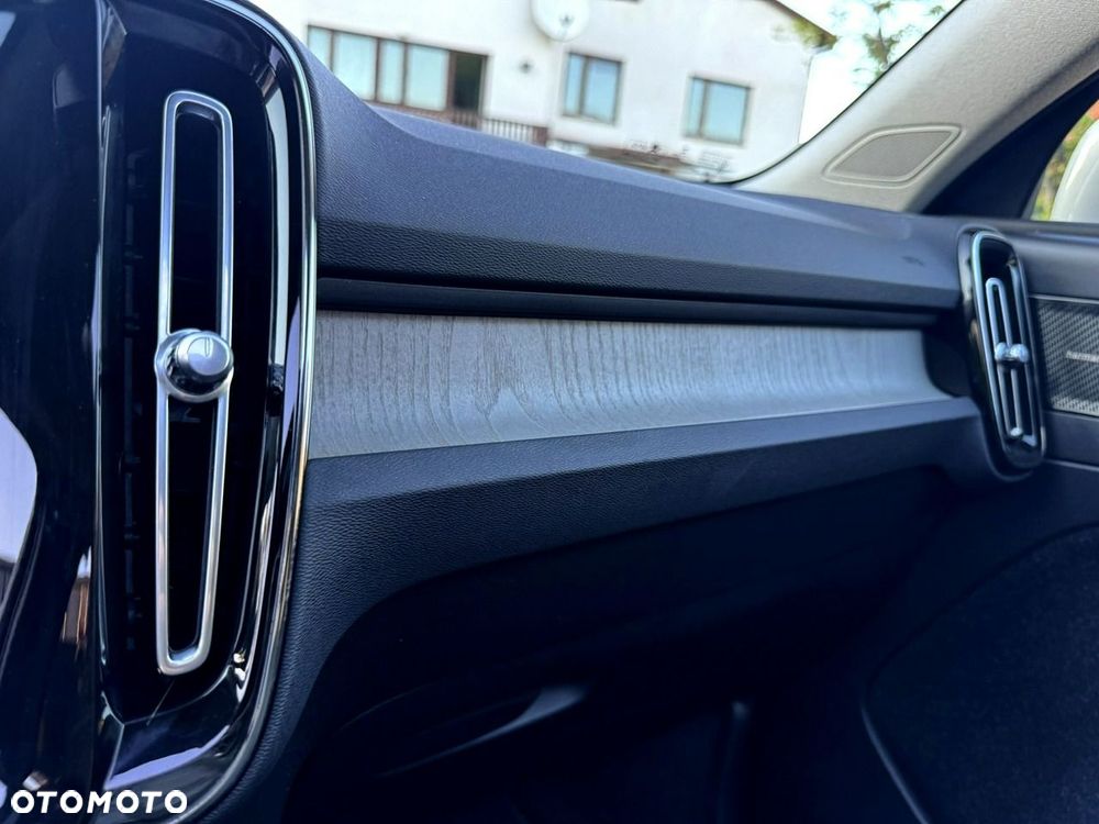 Volvo XC 40 D3 Inscription - 25