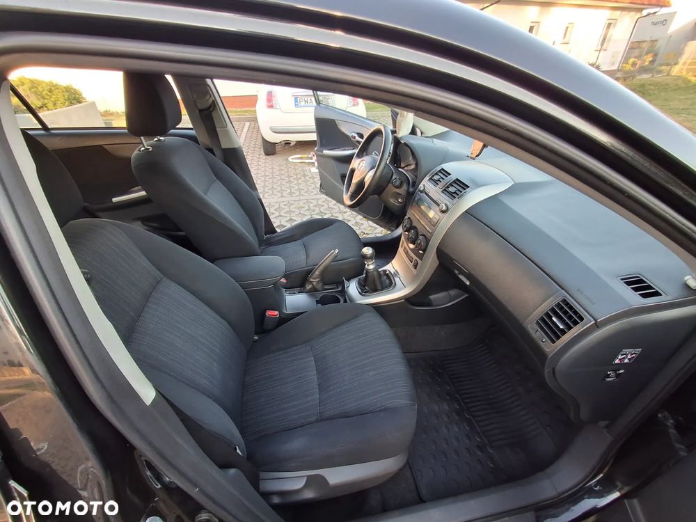Toyota Corolla 1.6 Luna - 14