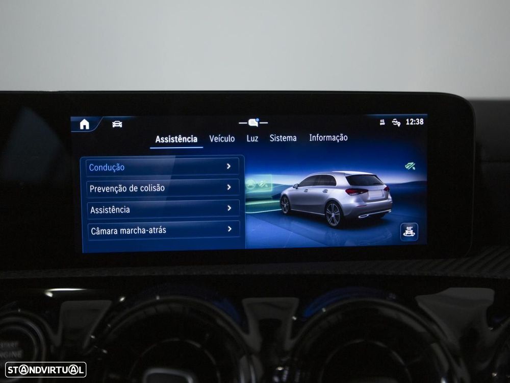 Mercedes-Benz A 250 e - 24