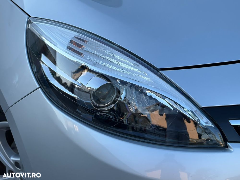 Renault Scenic - 38