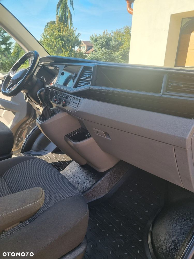 Volkswagen Transporter Kombi T6.1 TDI L1H1 DSG - 14