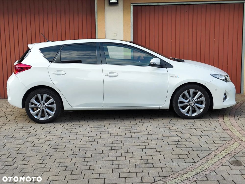 Toyota Auris 1.8 HSD Prestige NAVI - 13