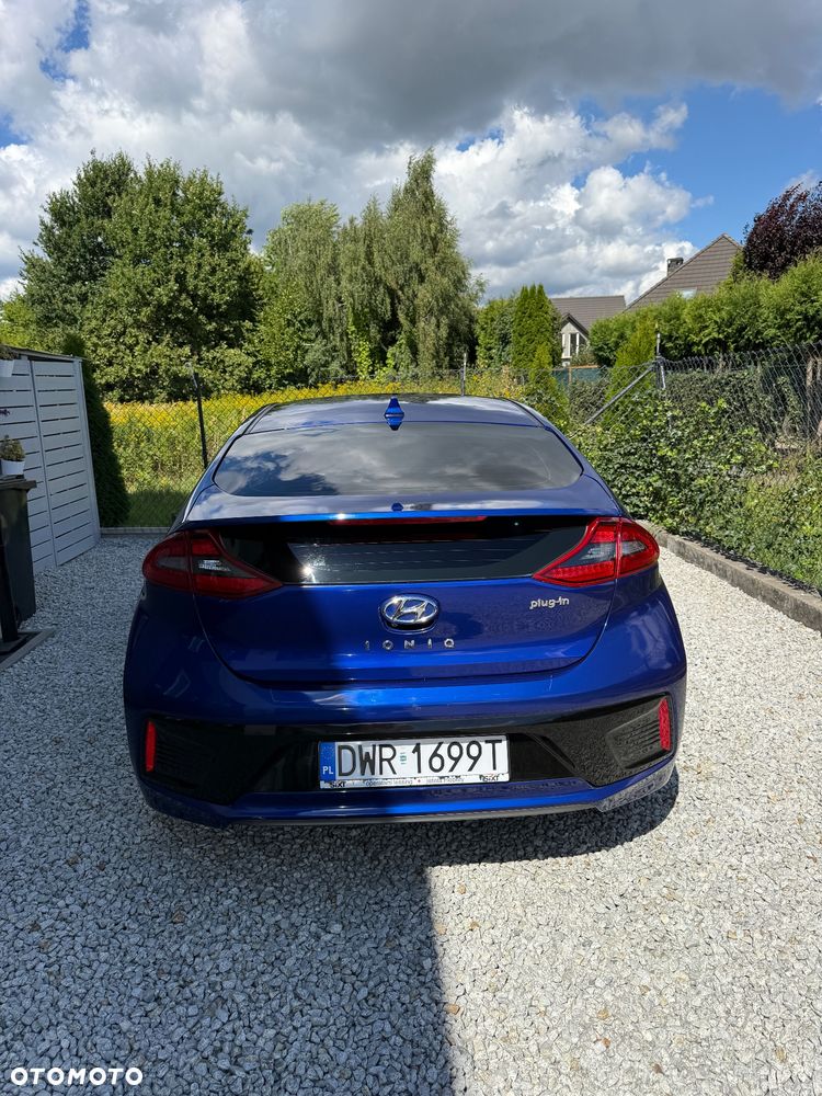 Hyundai IONIQ 1.6 GDI Premium - 6