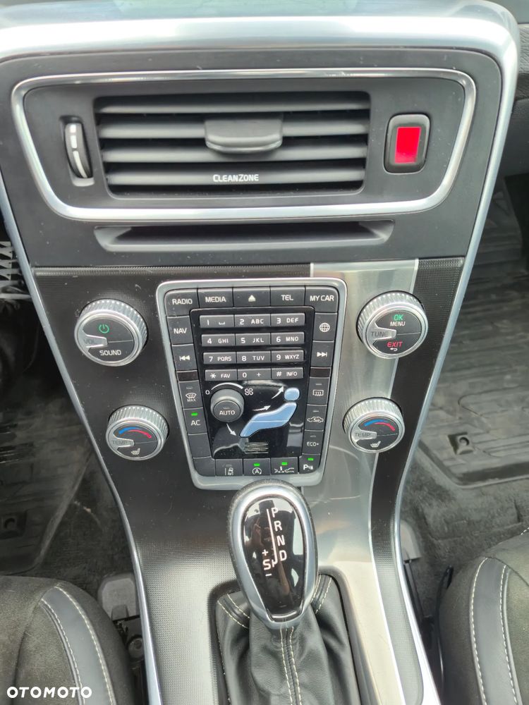 Volvo S60 D4 Drive-E R-Design Momentum - 16