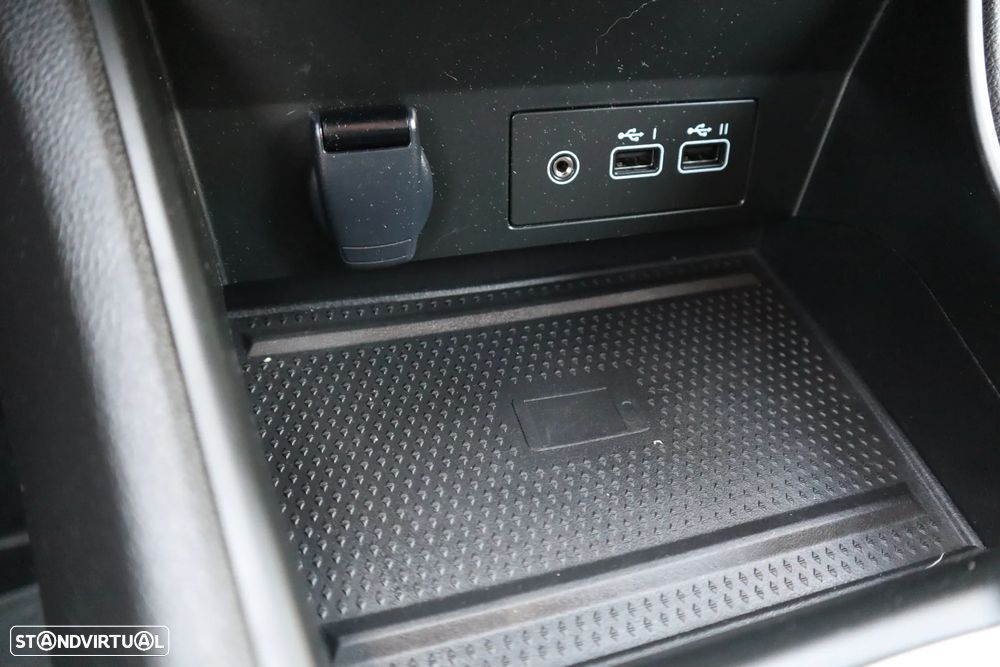 Renault Captur 1.6 E-Tech Full Hybrid Techno - 28