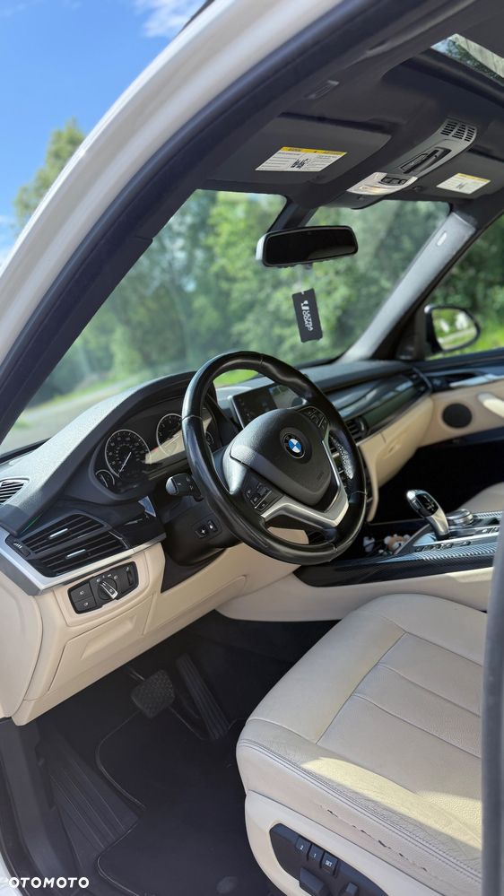 BMW X5 xDrive35i - 7
