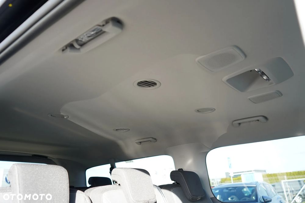 Volkswagen Caravelle 2.0 TDI L2 Life - 19