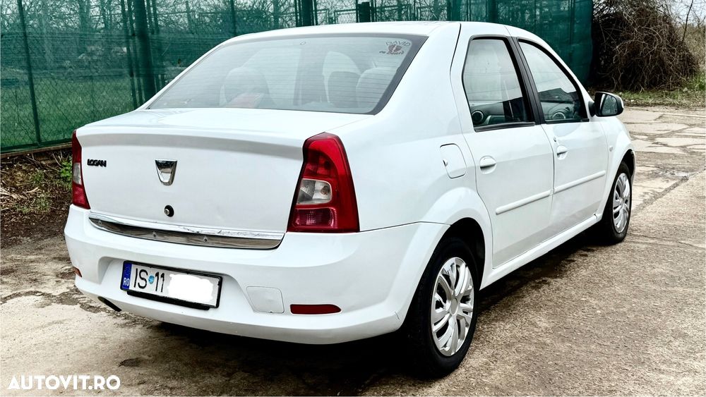 Dacia Logan 1.2 16V Laureate - 3