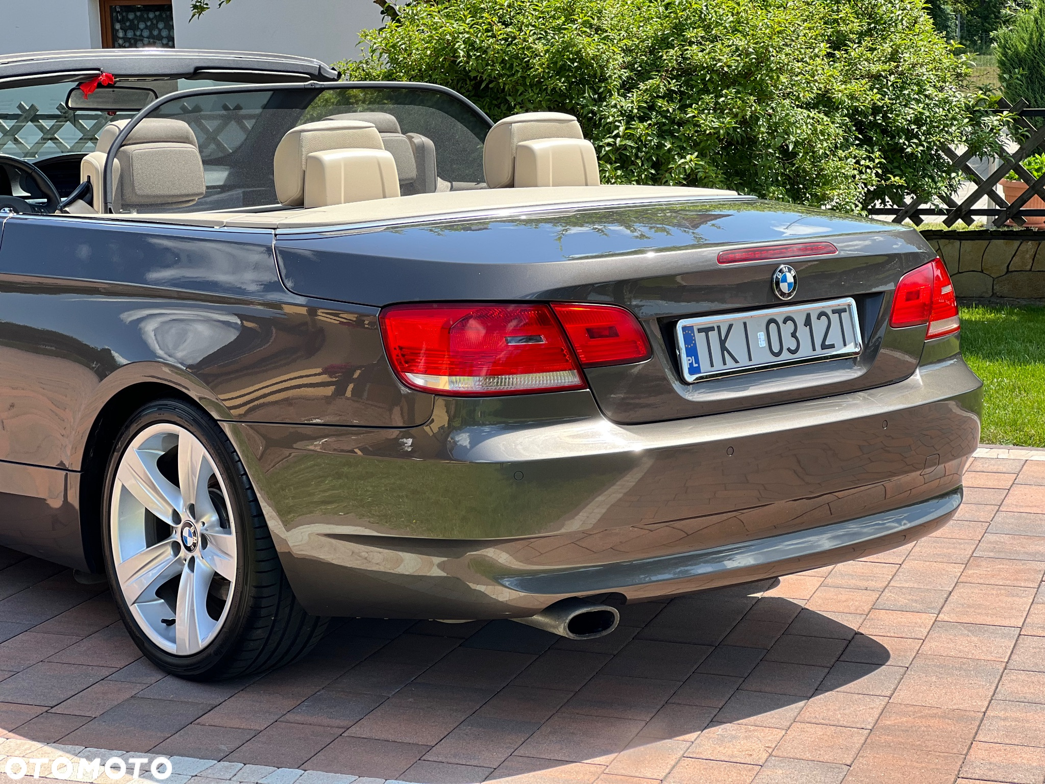 BMW Seria 3 320i Cabrio - 2
