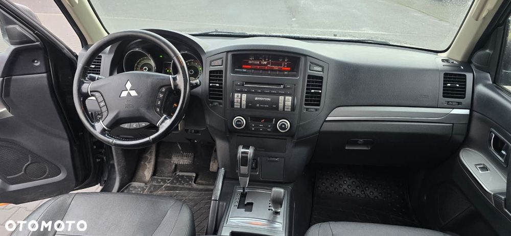 Mitsubishi Pajero 3.2 DID Intense - 8