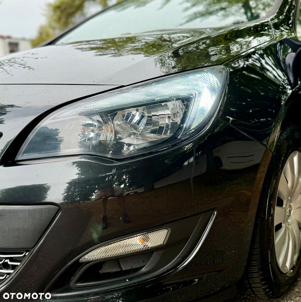 Opel Astra 1.4 Innovation - 24