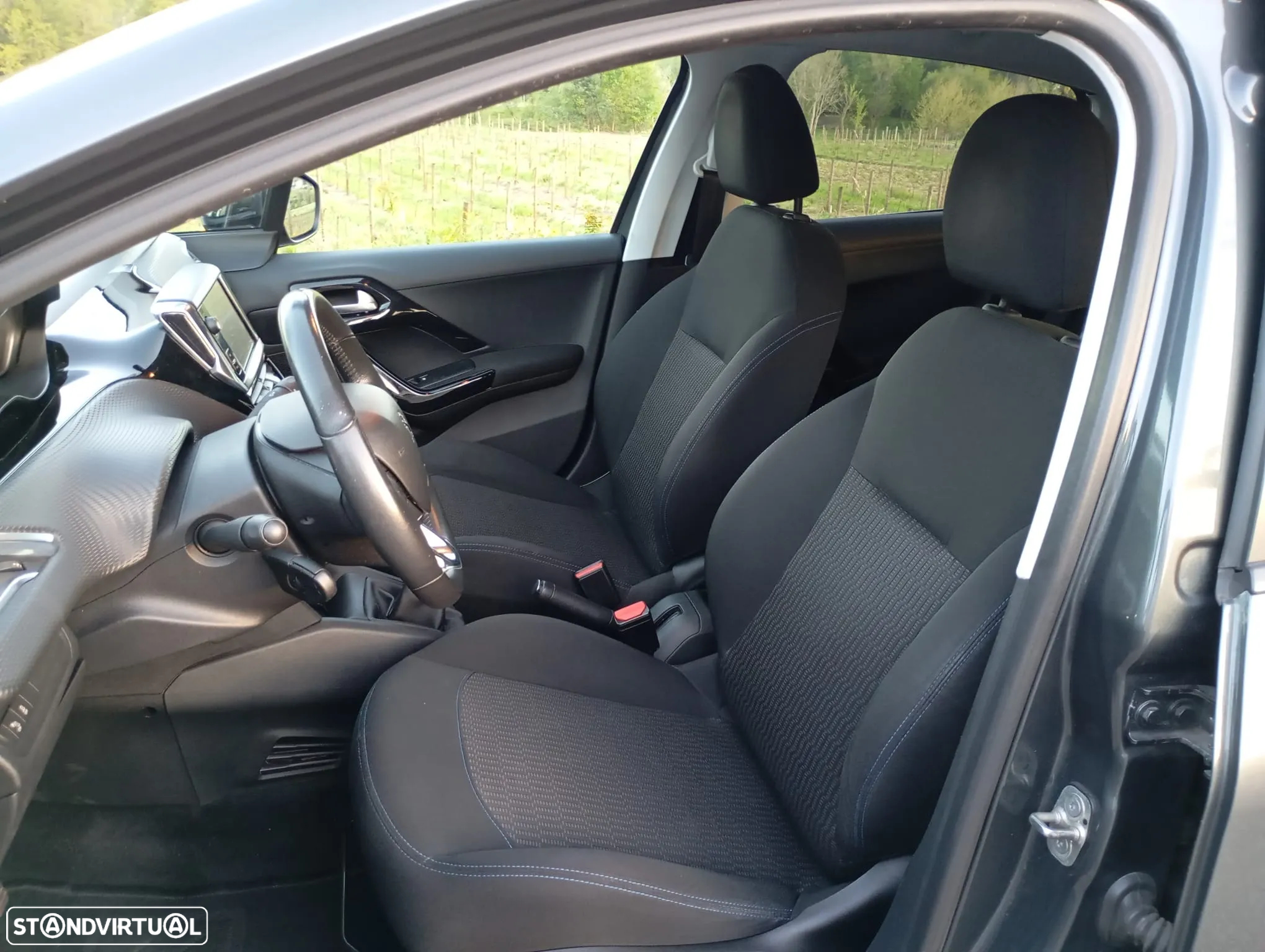 Peugeot 208 1.2 PureTech Style - 2