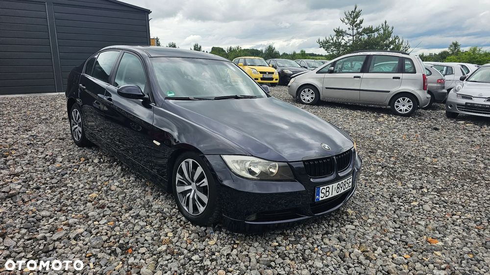 BMW Seria 3 320i - 10