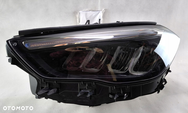 MERCEDES GLA 247 W247 LIFT FULL LED LEWY REFLEKTOR LAMPA A2479066107