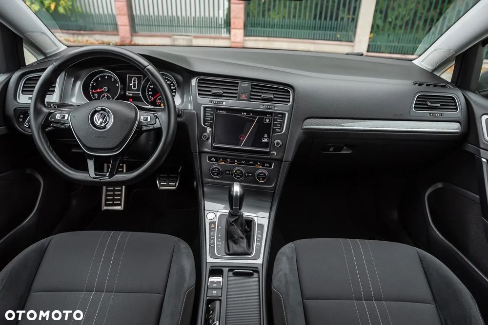 Volkswagen Golf Alltrack 1.8 TSI BMT 4Mot DSG - 32