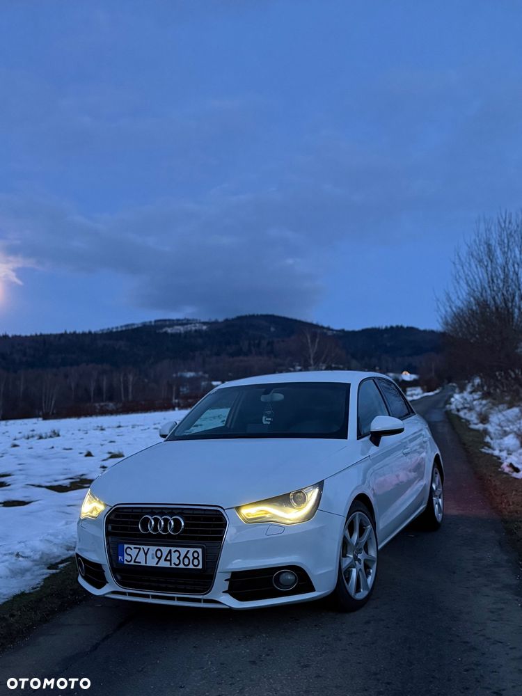 Audi A1 Sportback 1.6 TDI Attraction - 1